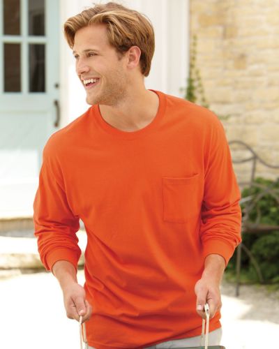 TAGLESS Long Sleeve T-Shirt with a Pocket